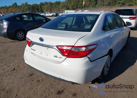 2016 Toyota Camry Hybrid Le z USA, uszkodzony, nr VIN 4T1BD1FK6GU183009